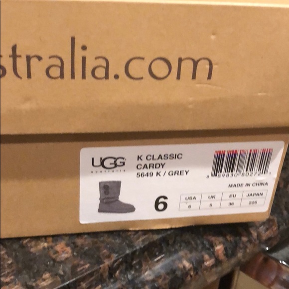 ✨UGG Australia Gray Classic Cardy II Knit Boots with box✨ - Picture 5 of 8
